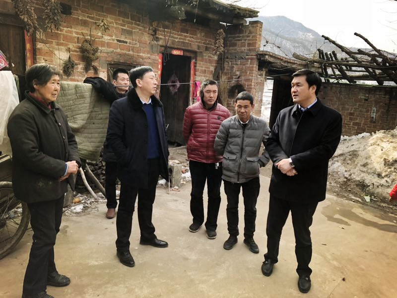 民建“組團”慰問，企業送溫暖到家