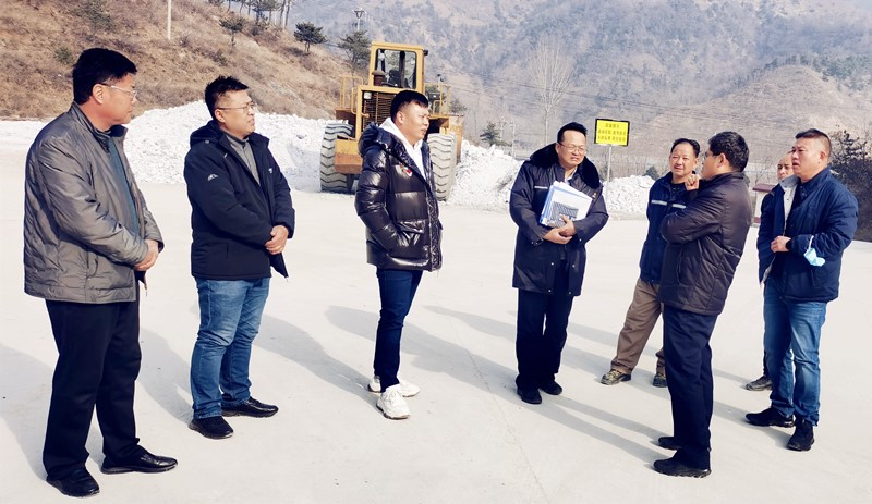 開元集團董事長許明月考察中科礦業項目進展