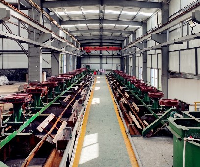 三班接力，晝夜不息｜王家河選礦廠里的堅守與傳承